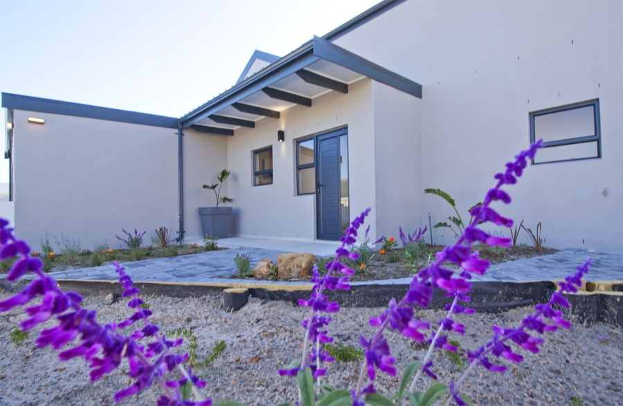 4 Bedroom Property for Sale in Kommetjie Western Cape